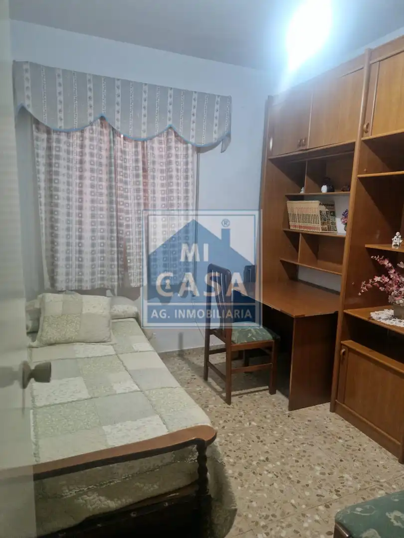 Schlafzimmer von Wohnung zur Miete in Mérida mit Klimaanlage und Möbliert