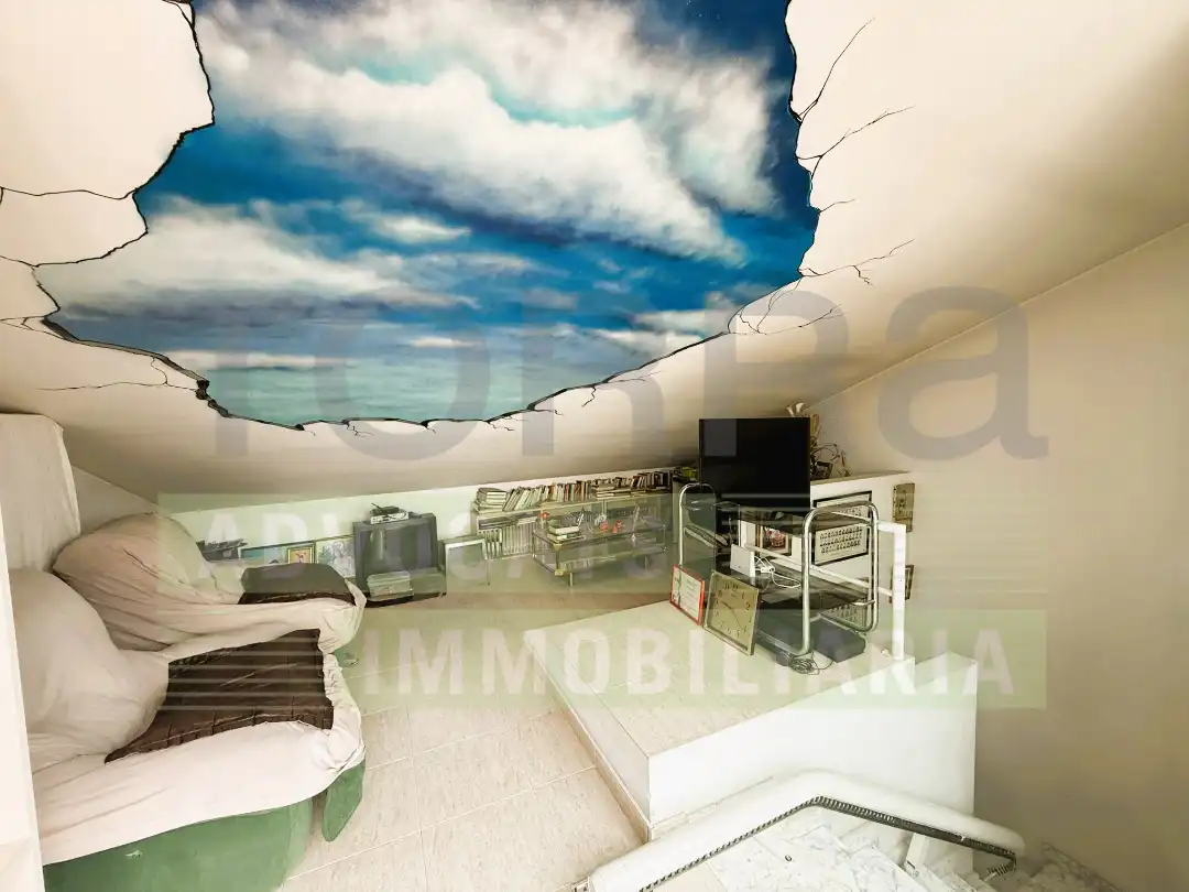 Casa pareada con terraza en venta en Carrer de Josep Tarradellas, imagen 30