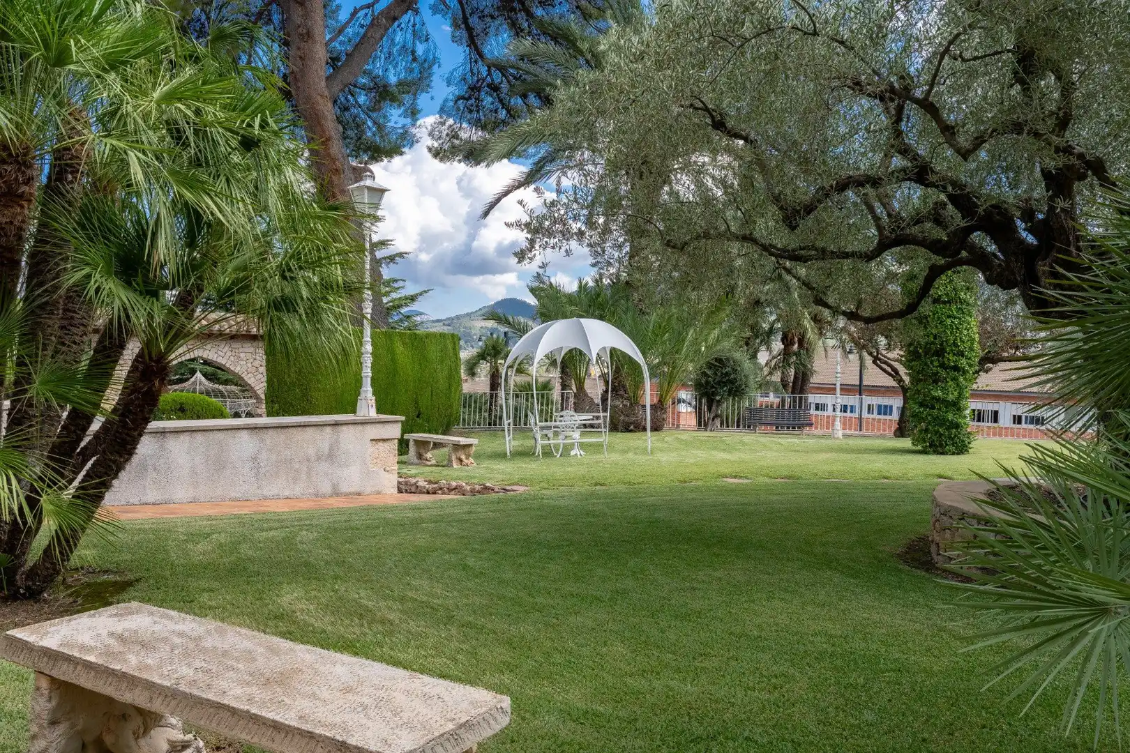 Houses for sale in N/A, -1, Eixample