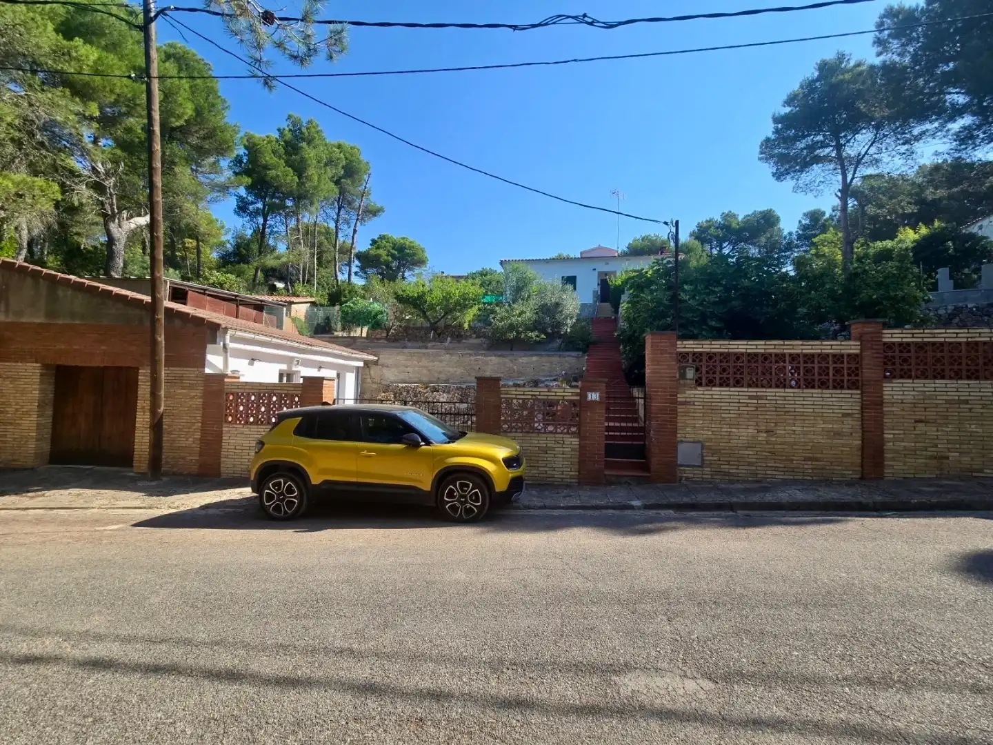 Country house with pool for sale in Camí de Pinedes Altes 13, imagen 2