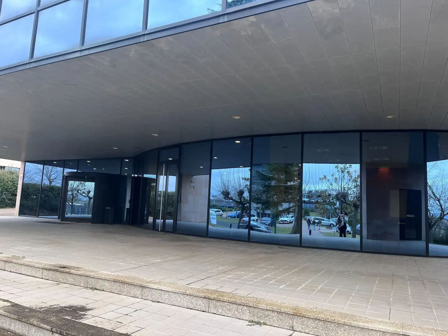 Vista exterior de Oficina de alquiler en Vitoria - Gasteiz con Calefacción
