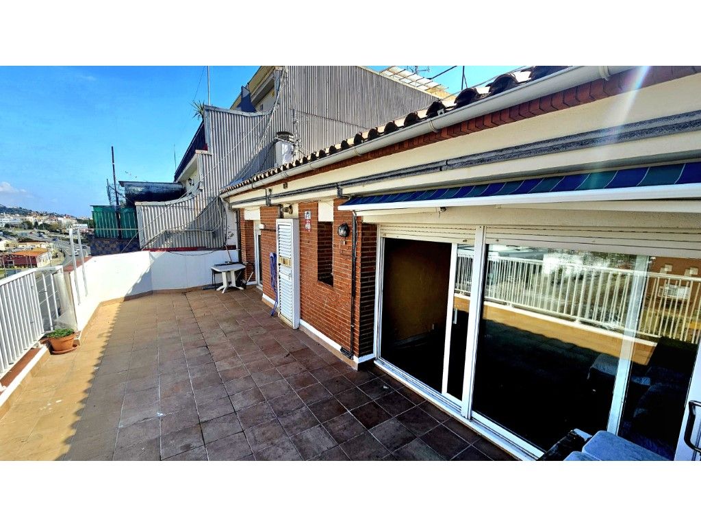 Àtic en venda a Calle Garbi, Poblenou