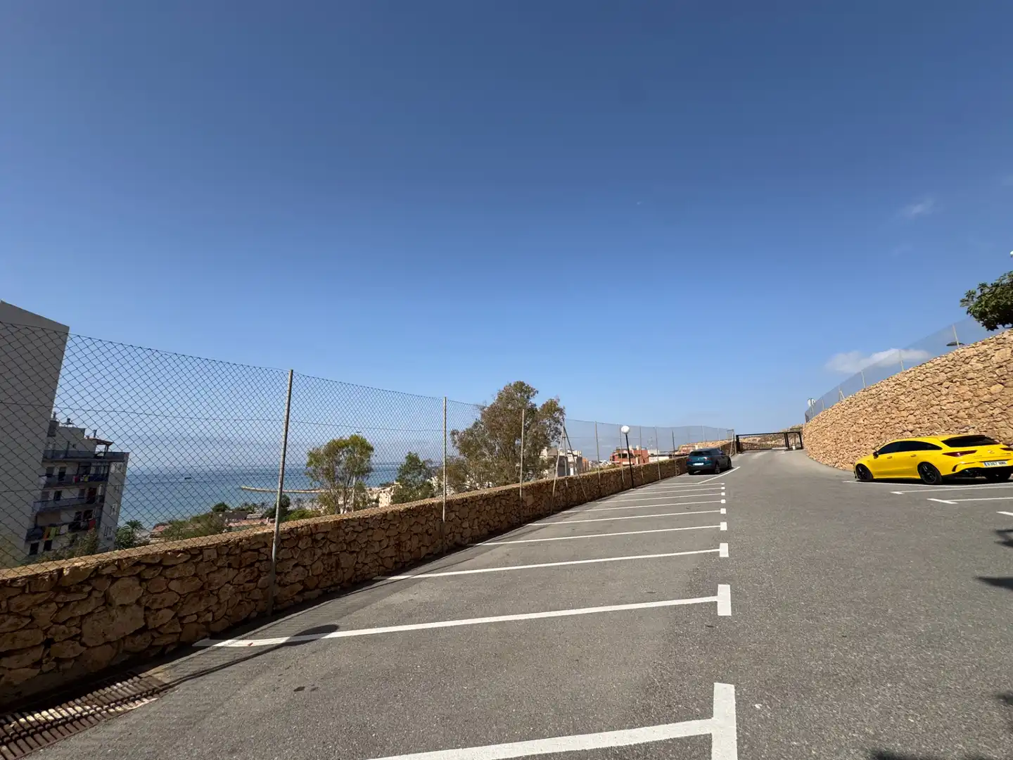 Parking de Piso de alquiler en Santa Pola con Aire acondicionado, Calefacción y Terraza