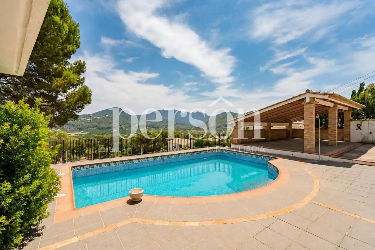 Piscina de Casa o xalet en venda en Alzira amb Jardí privat, Terrassa i Piscina