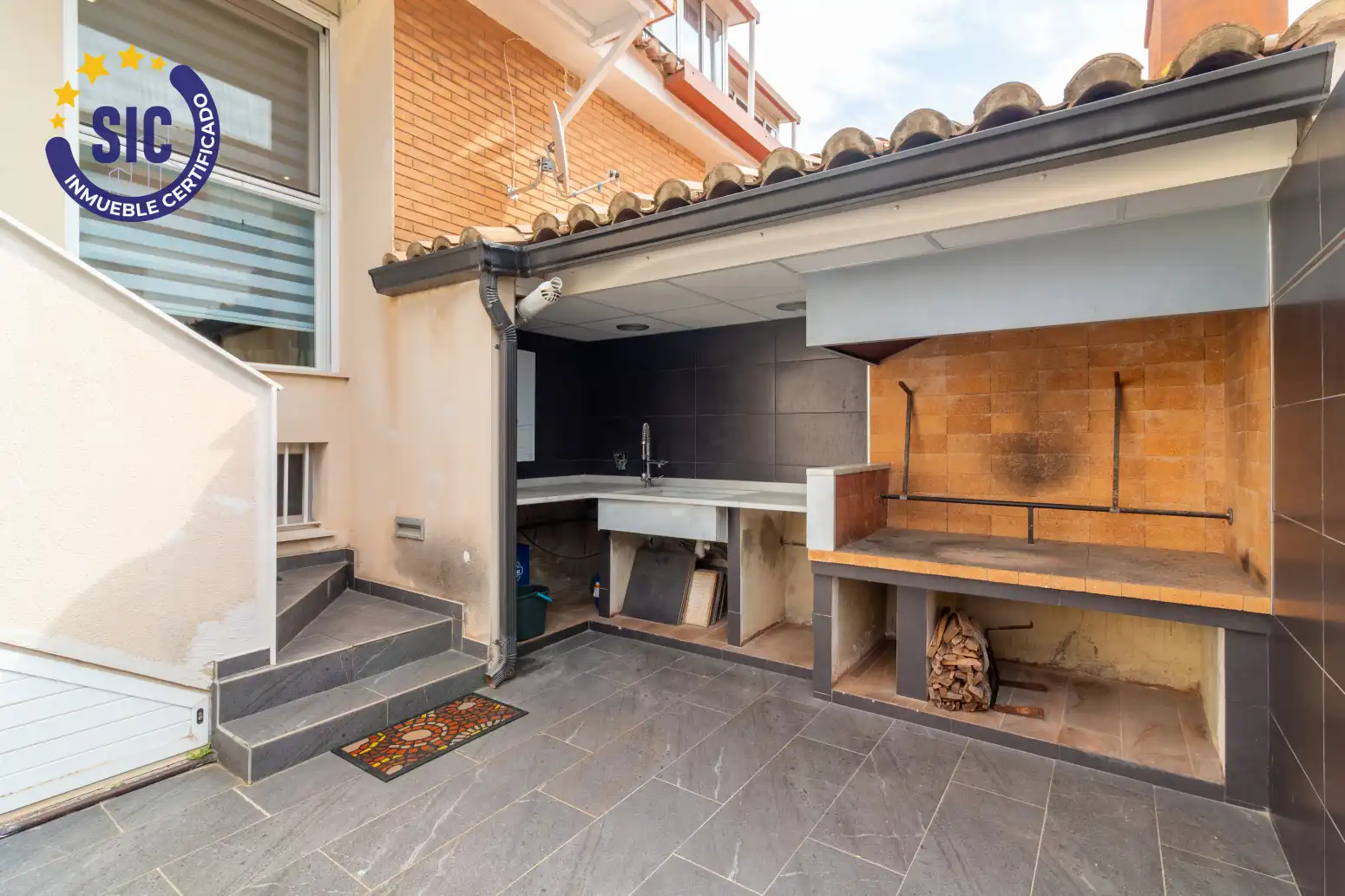 Terrassa de Casa adosada en venda en Sagunto / Sagunt amb Aire condicionat, Jardí privat i Parquet