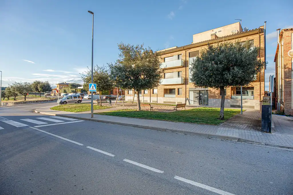 Garaje en venta en Av Alt Empordà, Bàscara