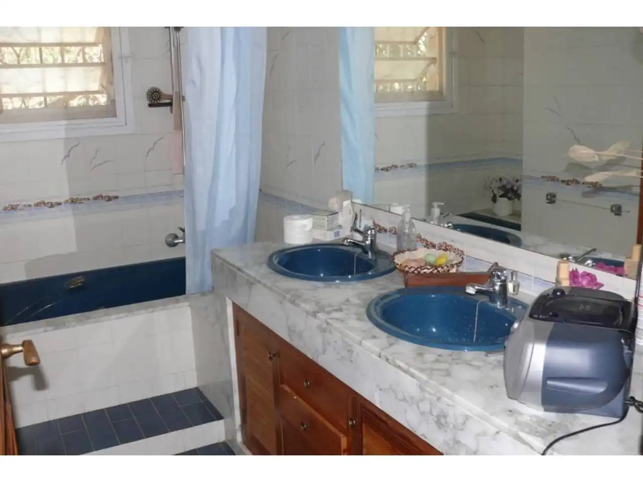 Bany de Casa o xalet en venda en Blanes amb Calefacció, Jardí privat i Terrassa