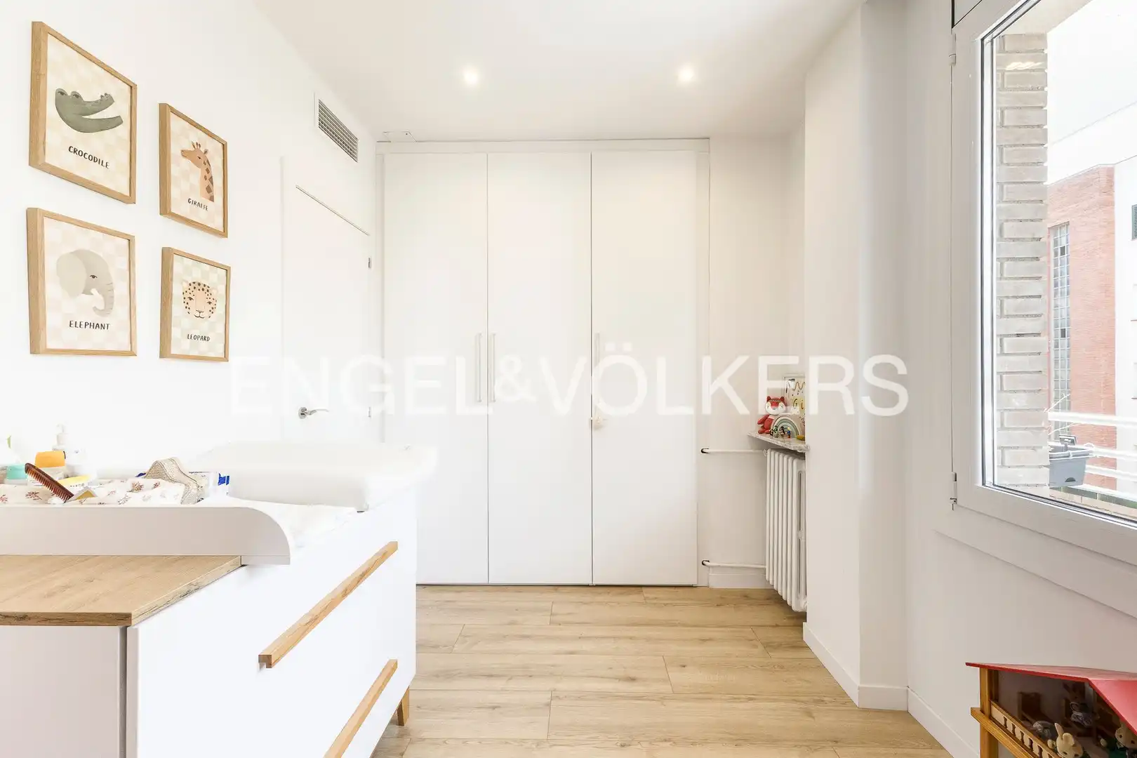 Wohnung zum Verkauf in Barcelona mit Klimaanlage, Heizung und Parkett