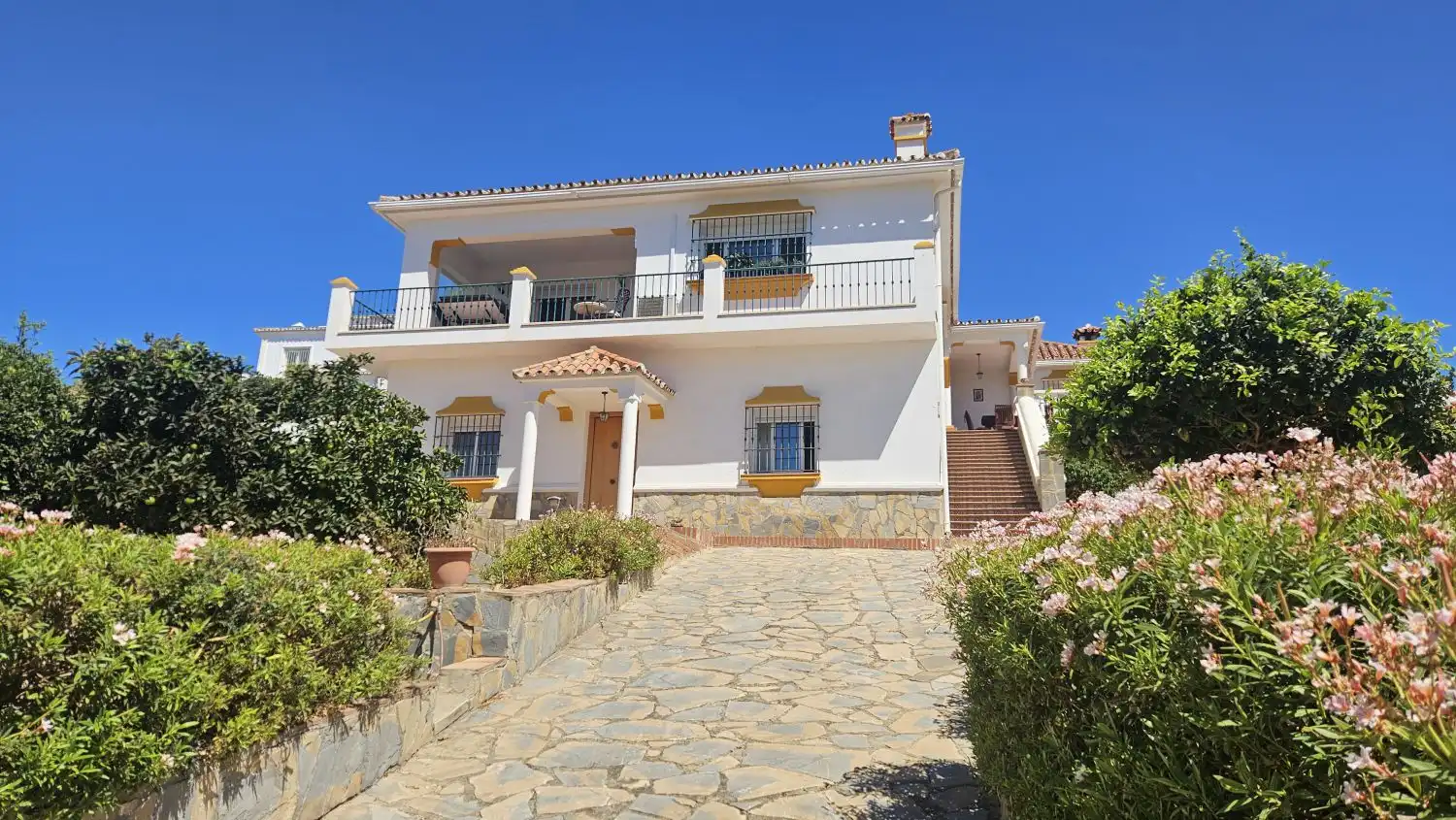 Chalet en venta en San Enrique - Guadiaro -  Pueblo Nuevo