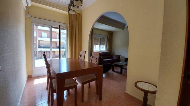 Piso en Alquiler en Calle AMISTAT en L'Amistat