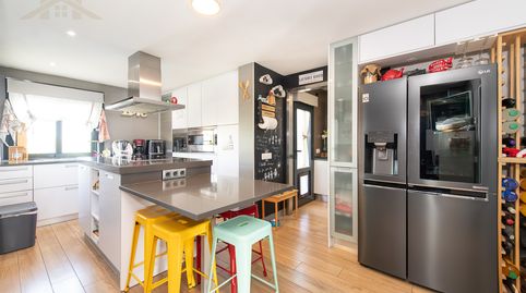 Foto 4 de Casa adosada en venta en Calle Canario, Los Villares, Arganda del Rey