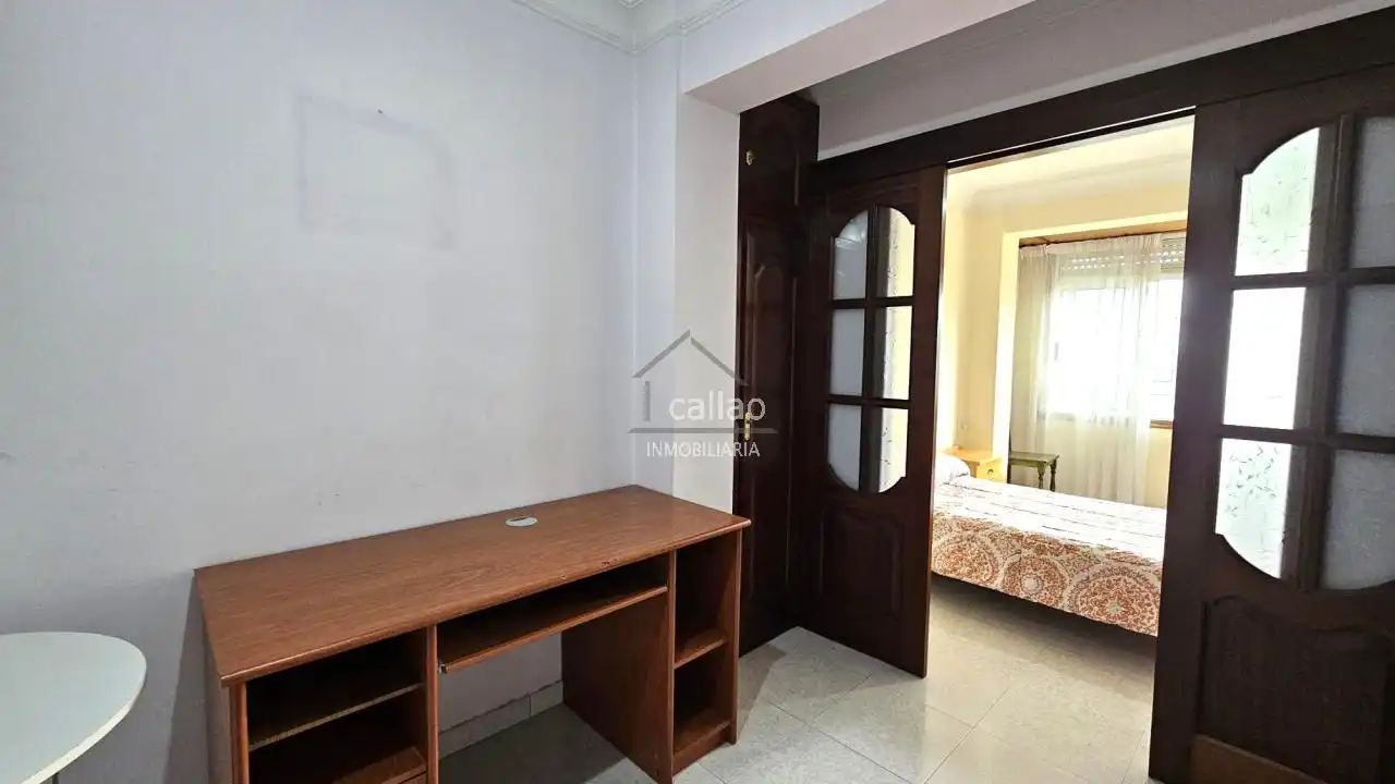Bedroom of Flat for rent in Ferrol  with Heating and Furnished