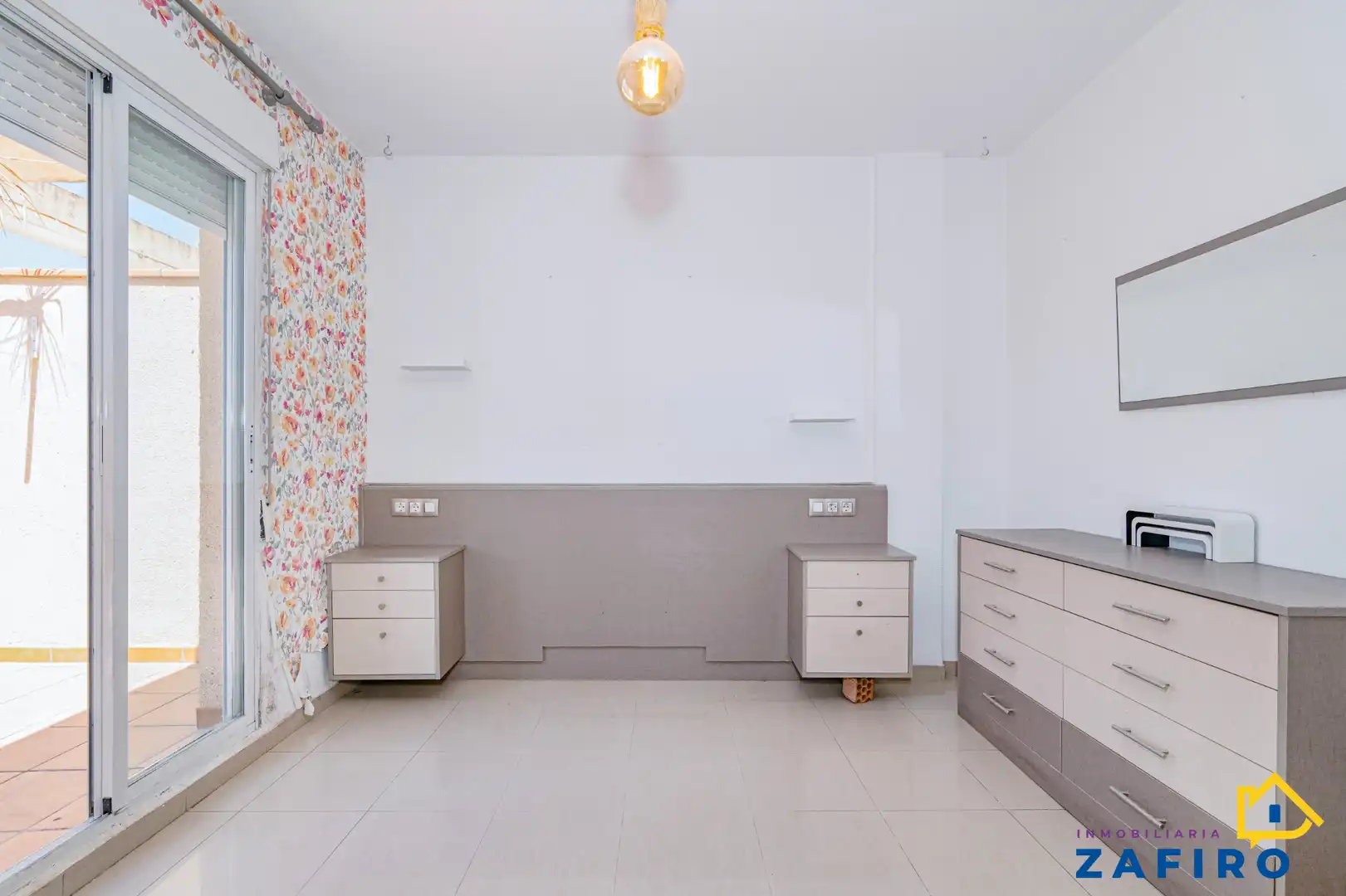 Penthouse with terrace for sale in Casco Histórico, imagen 12