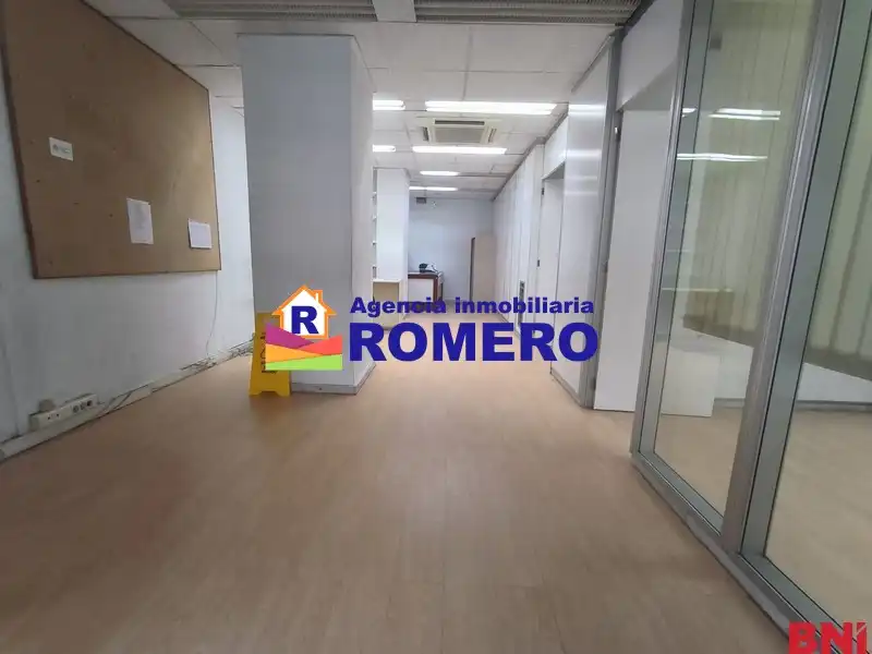 Local comercial de lloguer a Rúa de Laverde Ruiz, imagen 5