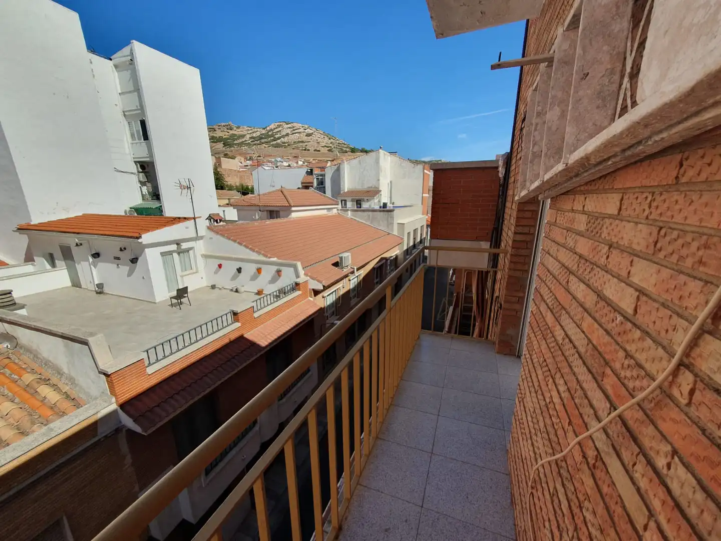 Vista exterior de Piso en venta en Puertollano con Calefacción y Balcón