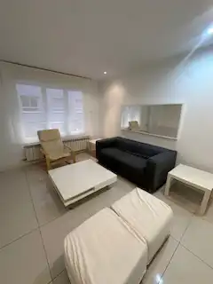 Apartament amb ascensor de lloguer a Calle Cardenal Jacinto 4, imagen 2