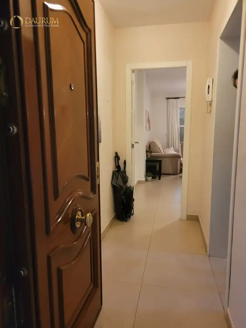 Flat for sale in Sevilla  with Air Conditioner, Heating and Terrace