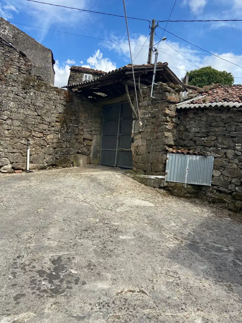 Casa rústica en venda a Rodeiro, imagen 9