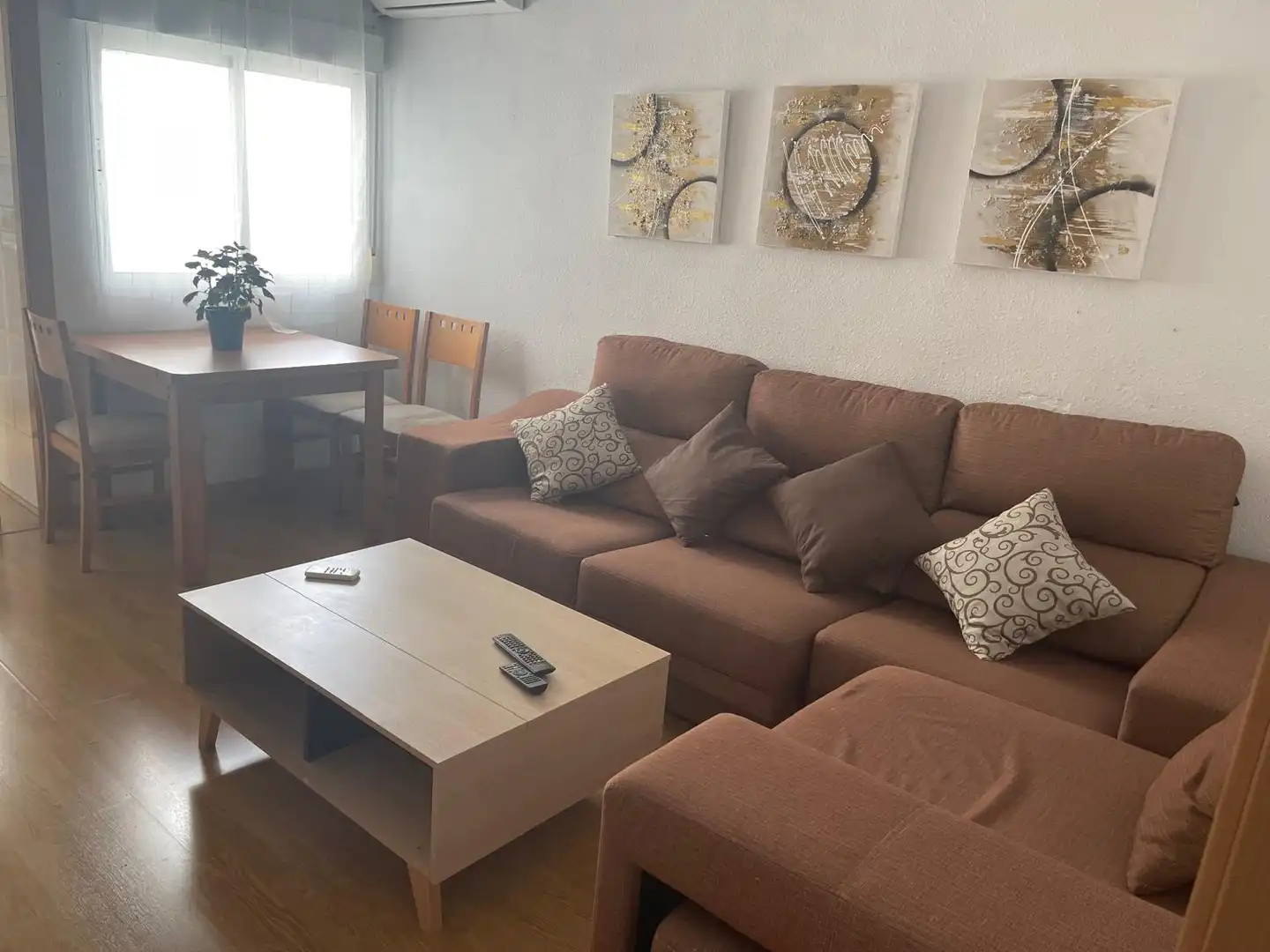 Sala d'estar de Pis de lloguer en Alicante / Alacant amb Moblat, Rentadora i TV