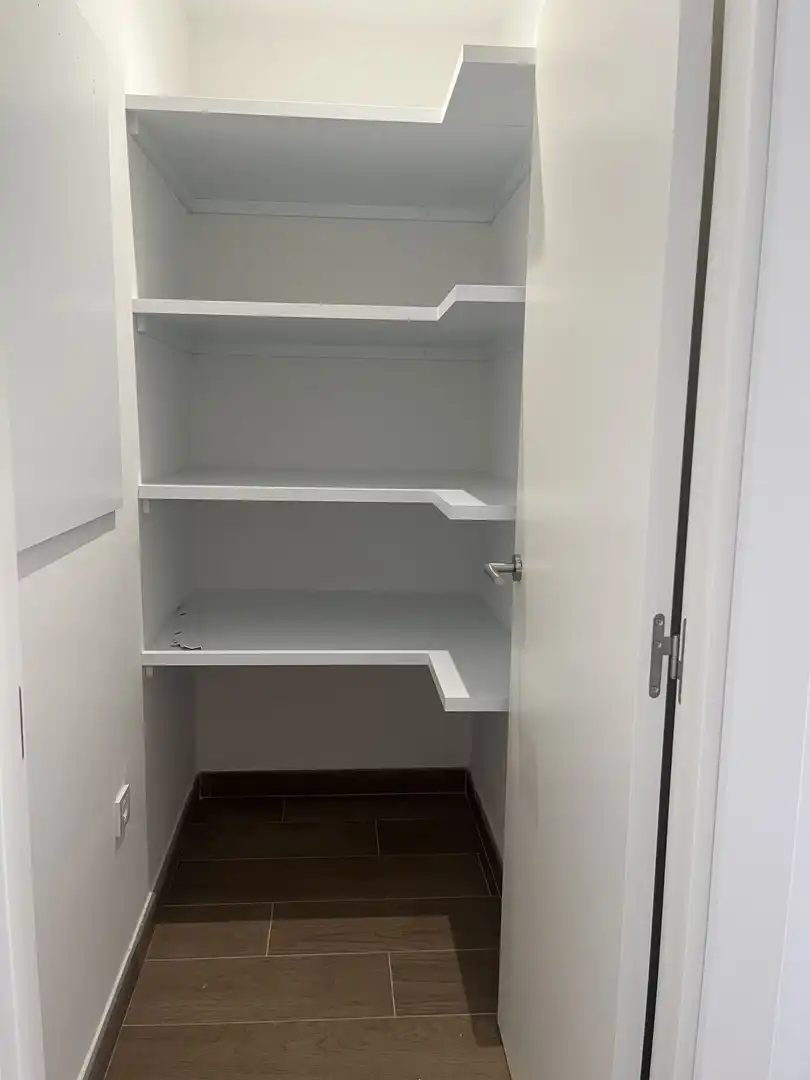 Bedroom of Flat for rent in Sevilla  with Air Conditioner, Heating and Storage room