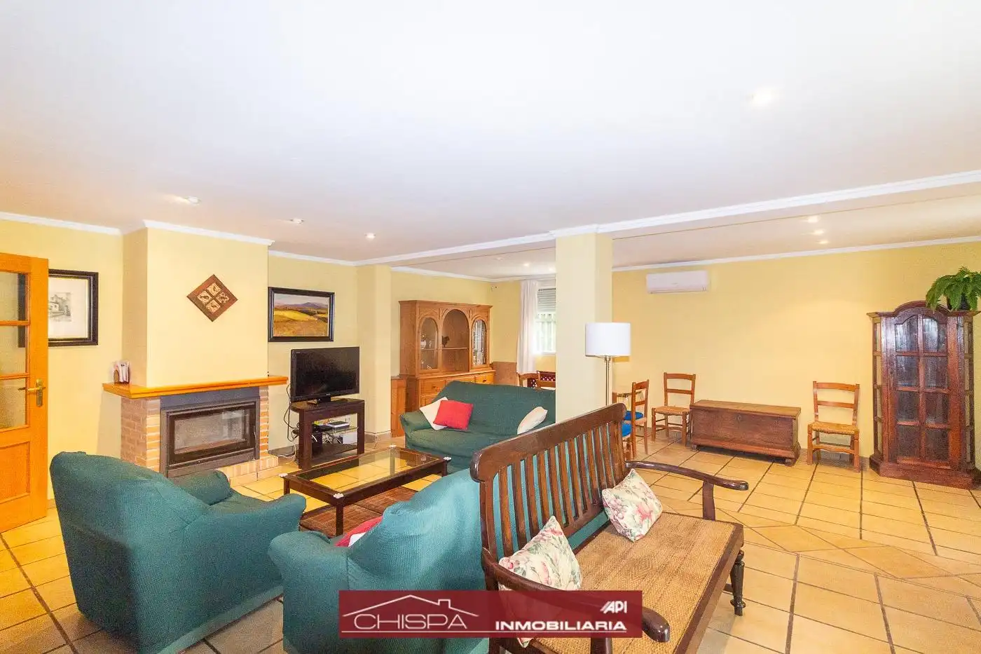 Sala de estar de Casa o chalet en venta en Náquera con Aire acondicionado, Calefacción y Jardín privado