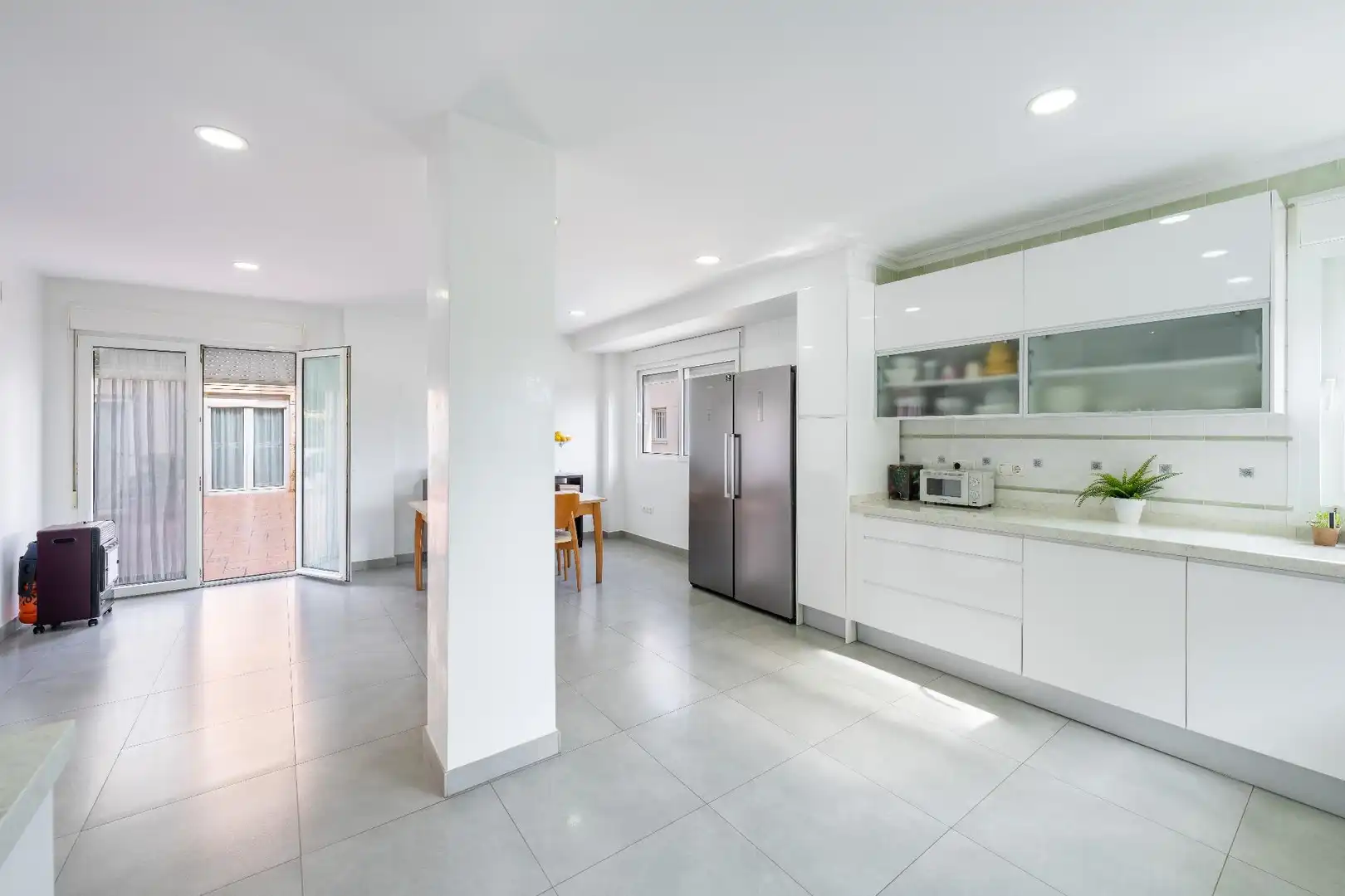 Kitchen of Houses for sale in Roquetas de Mar  with Air Conditioner, Private garden and Terrace