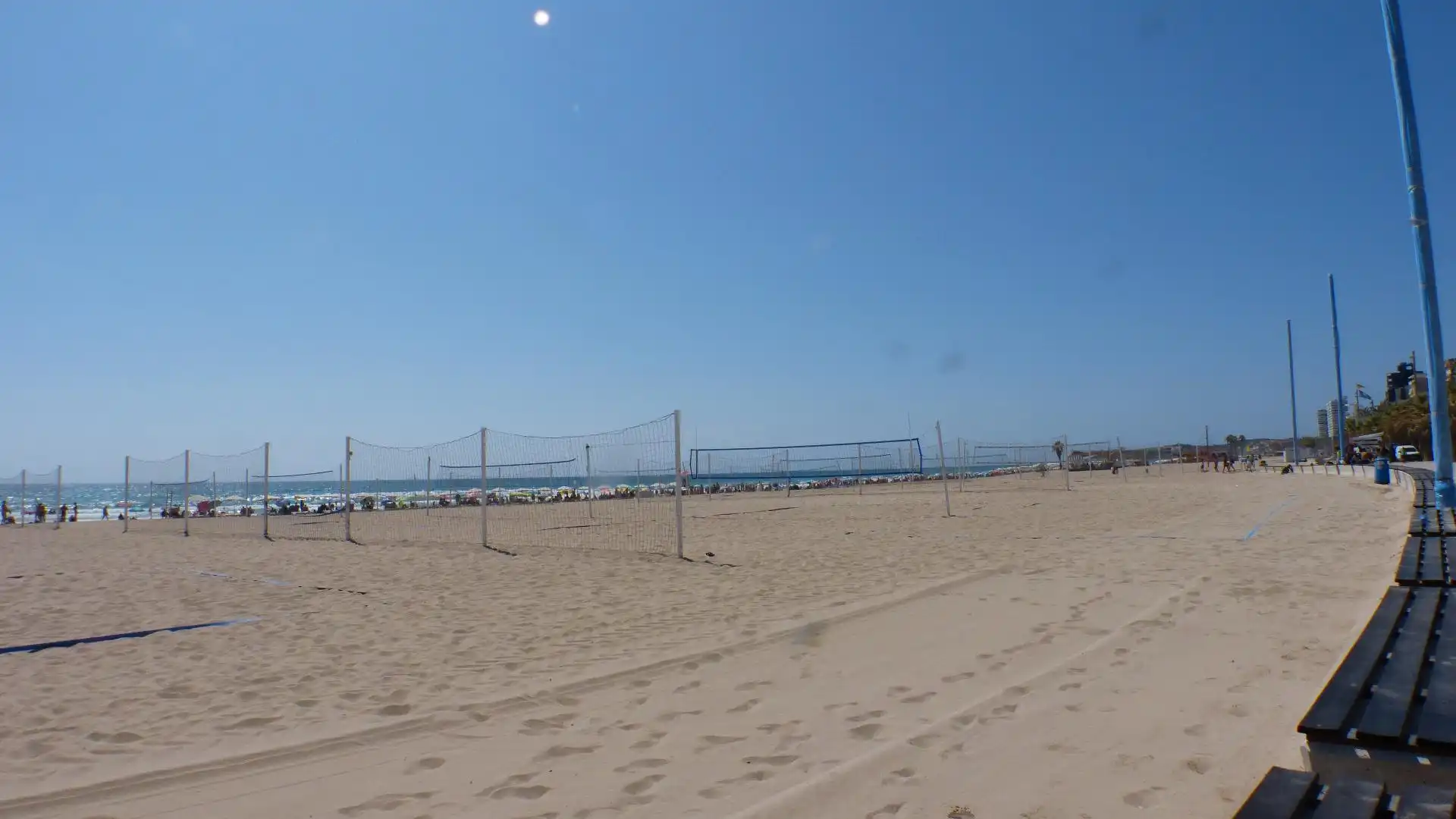 Vista exterior de Apartament en venda en Alicante / Alacant amb Terrassa i Piscina