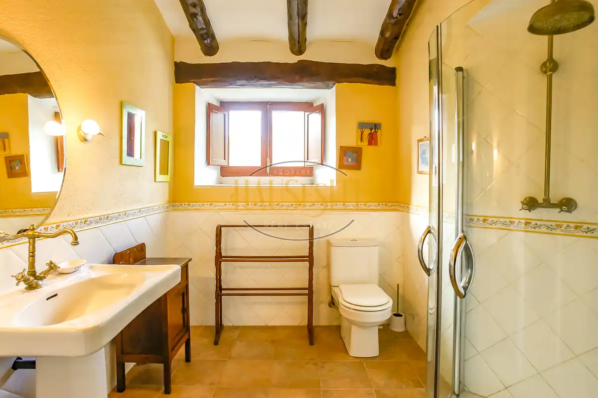 Casa rústica amb terrassa en venda a Torrelles de Foix, imagen 22