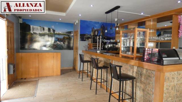 Local comercial en Alquiler en Del Genil en Torremuelle