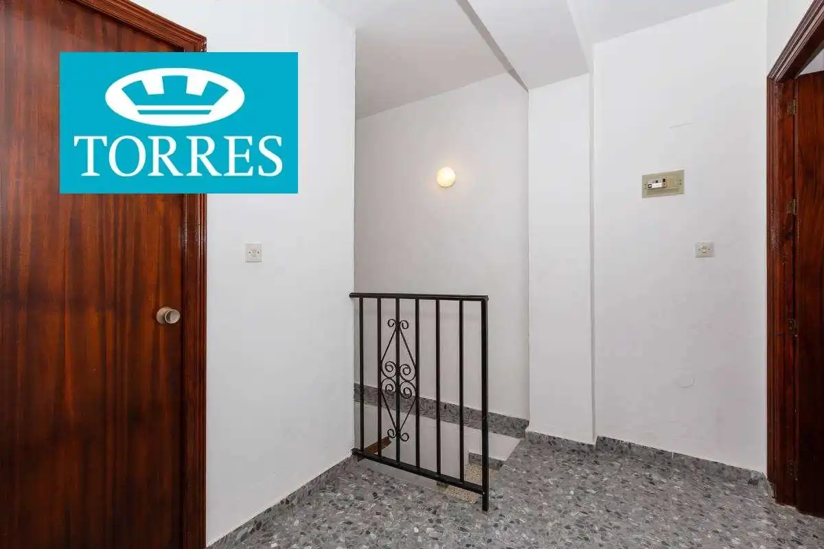 Vista exterior de Casa o xalet en venda en Riogordo amb Terrassa i Traster