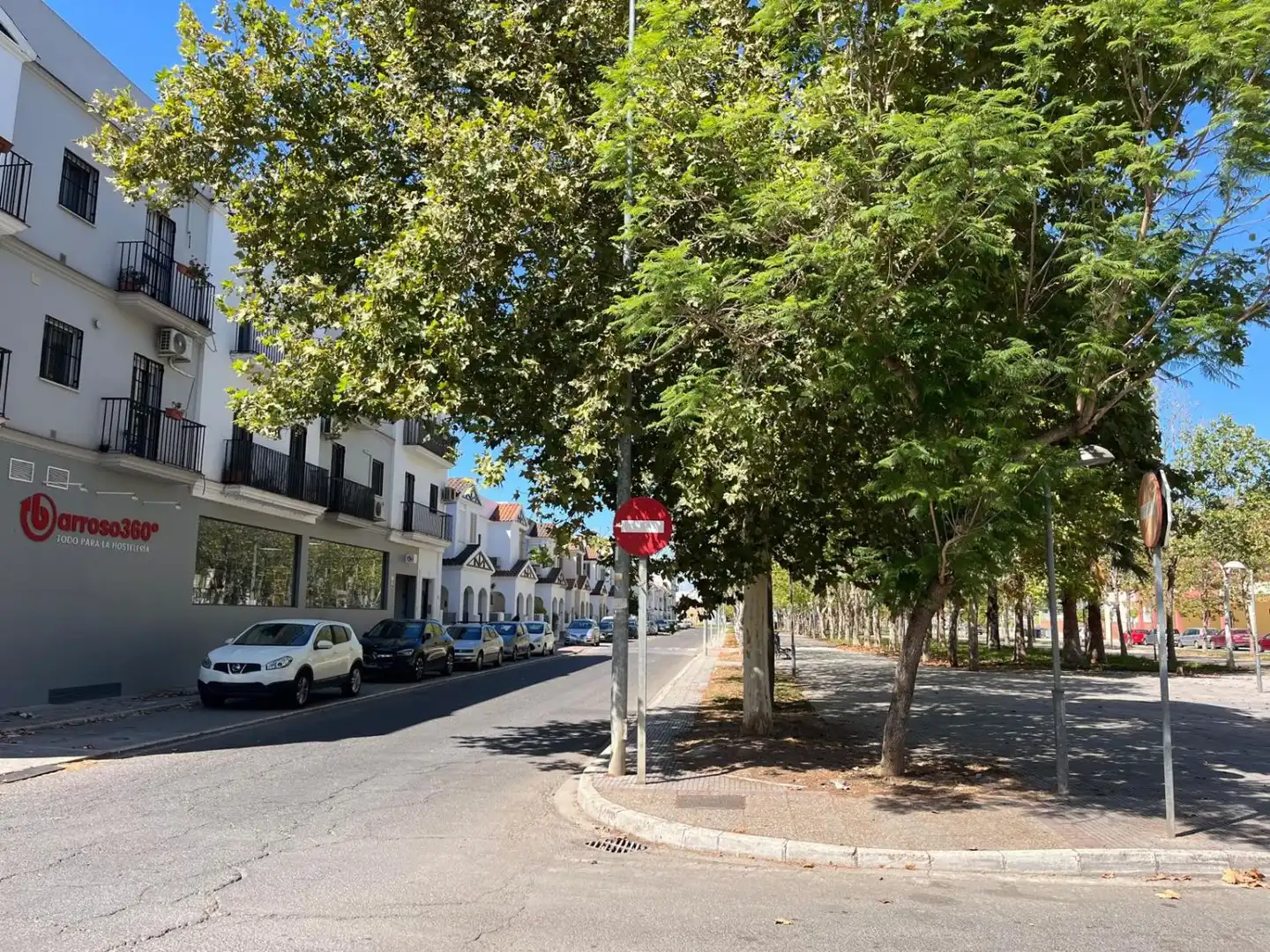 Vista exterior de Pis en venda en Los Palacios y Villafranca amb Traster