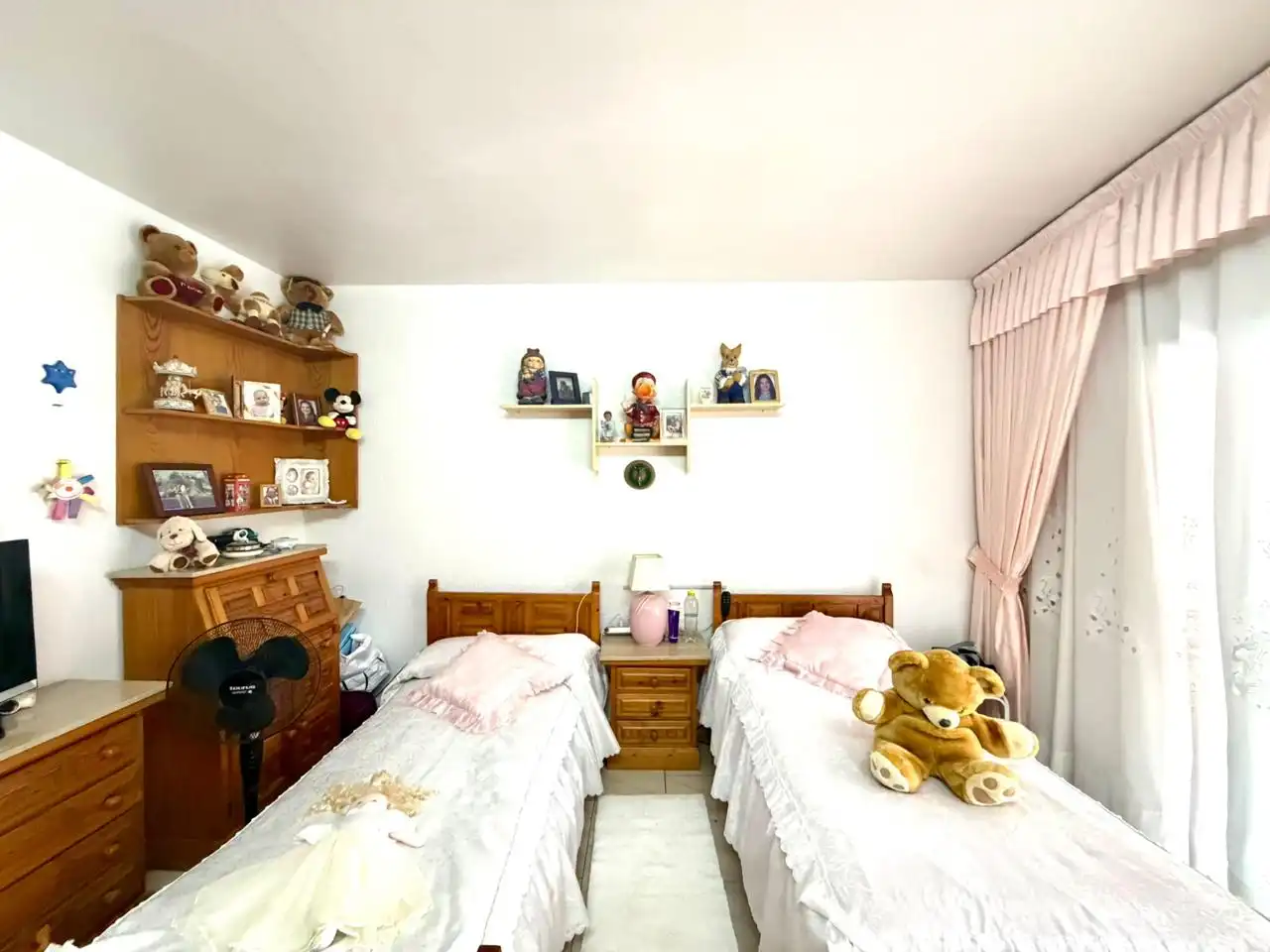 Bedroom of Flat for sale in Mataró  with Air Conditioner, Terrace and Furnished