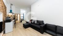 Living room of Flat for sale in  Barcelona Capital  with Air Conditioner, Parquet flooring and Internet