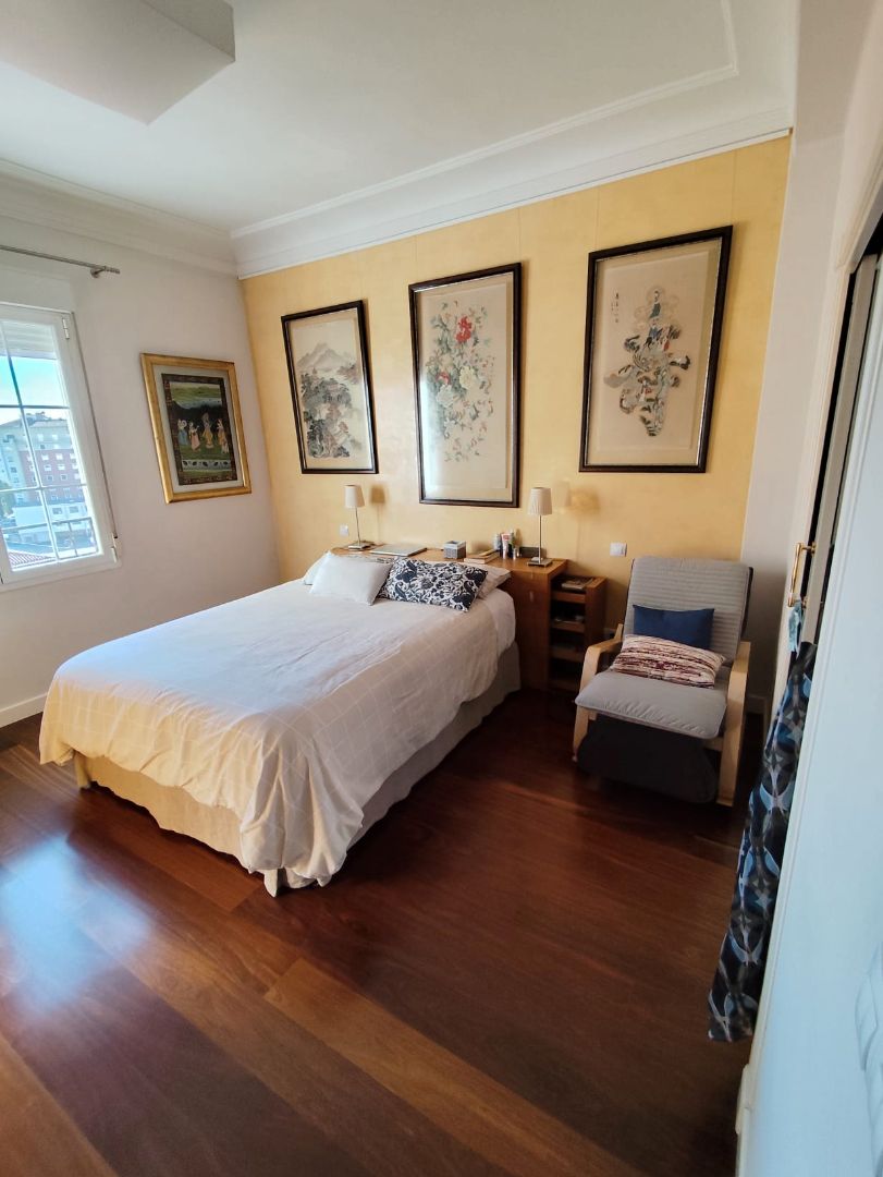 Flat for sale in Paseo de Fernando el Católico, Universidad San Francisco