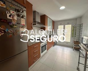 Kitchen of Flat to rent in Paterna  with Air Conditioner