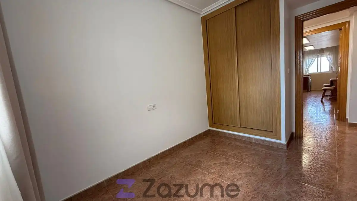 Habitación de Piso de alquiler en Murcia con Aire acondicionado, Calefacción y Amueblado