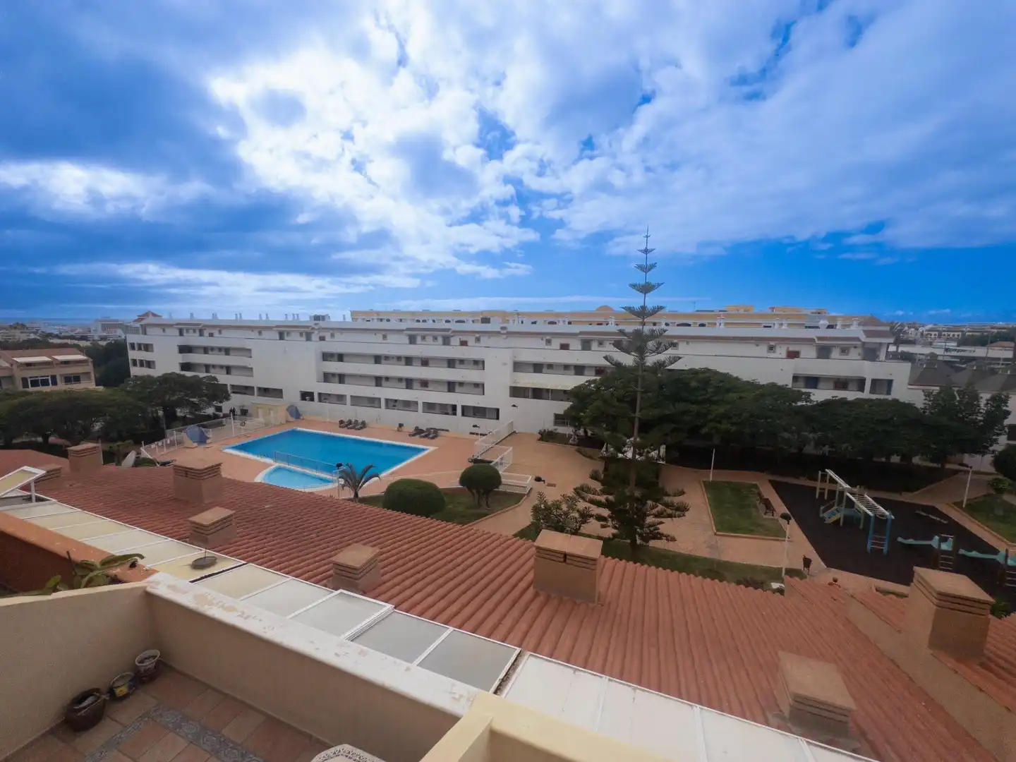 Piscina de Dúplex en venta en Adeje con Aire acondicionado, Jardín privado y Terraza