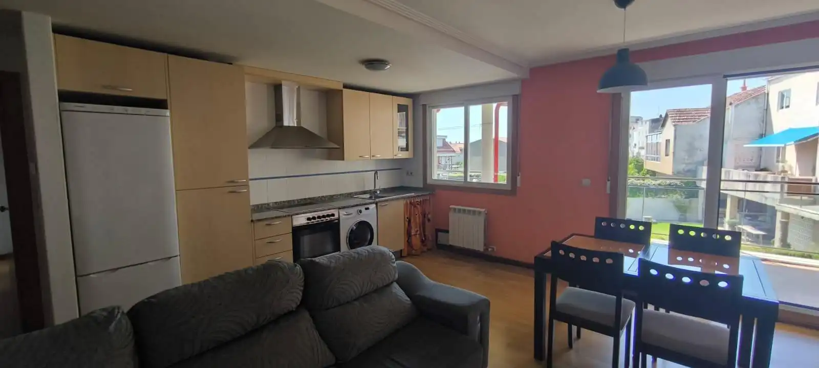 Sala de estar de Apartamento en venta en Vilagarcía de Arousa con Calefacción, Parquet y Terraza