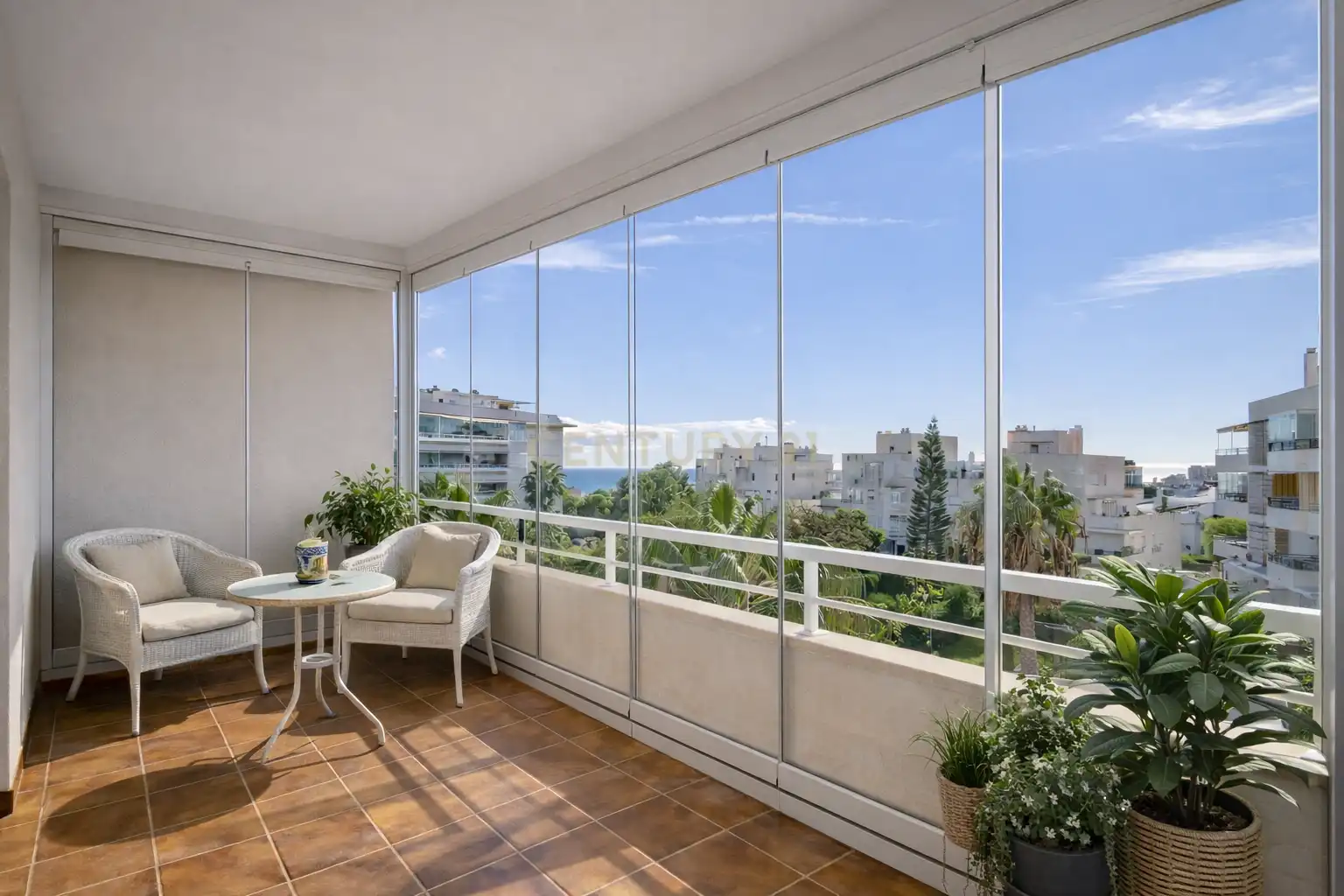Vista exterior de Pis en venda en Benalmádena amb Forn i Rentadora