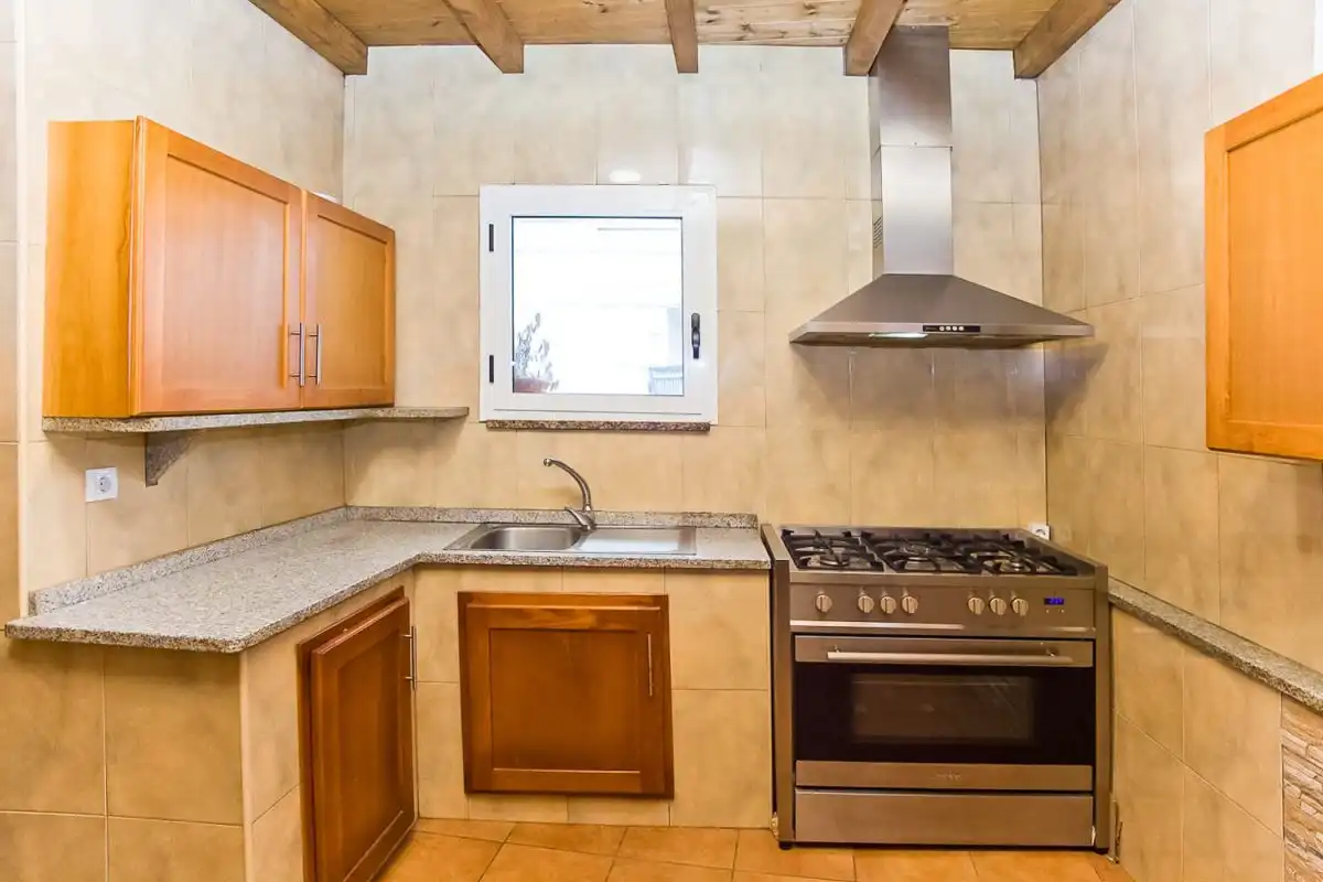 Cuina de Casa o xalet en venda en Vilamarín amb Calefacció, Terrassa i Traster