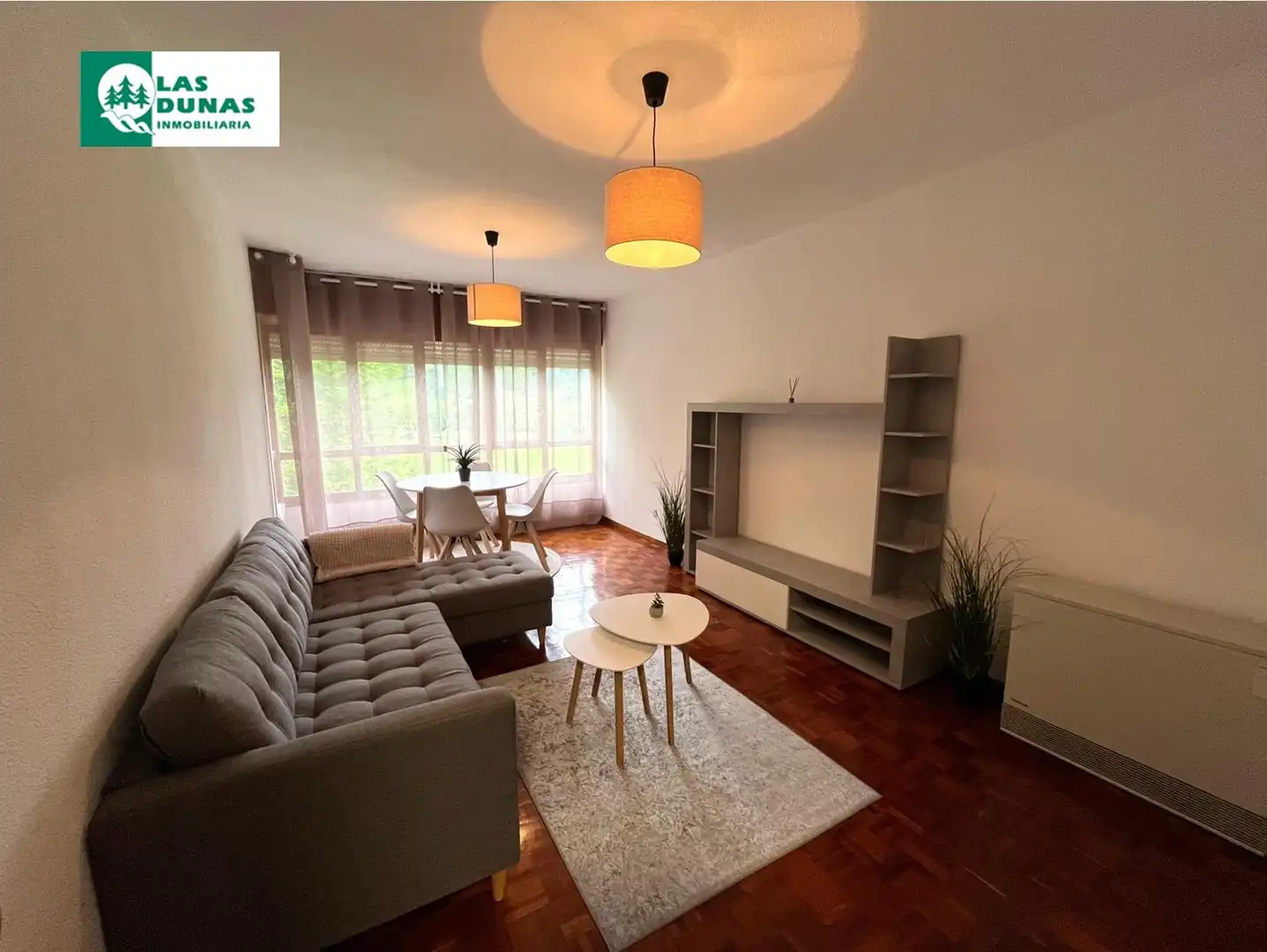 Wohnzimmer von Wohnung zur Miete in Selaya mit Heizung, Parkett und Terrasse