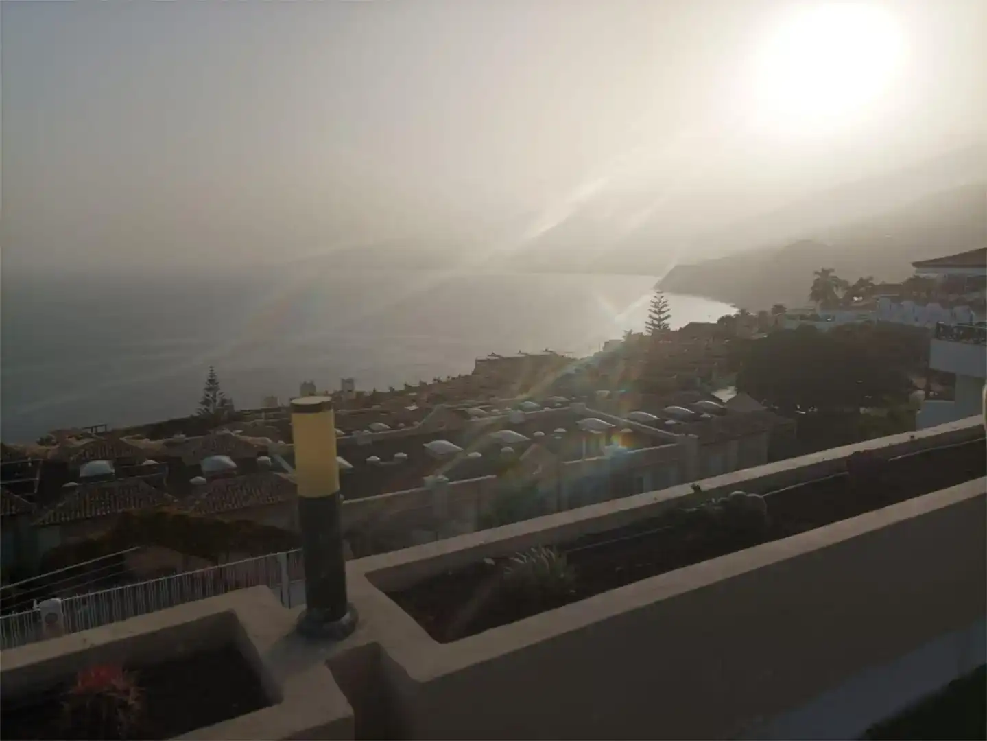 Vista exterior de Casa o xalet de lloguer en El Rosario amb Piscina i Balcó