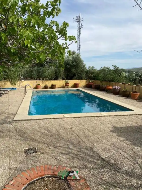 Casa rústica amb piscina en venda a Baeza, imagen 2