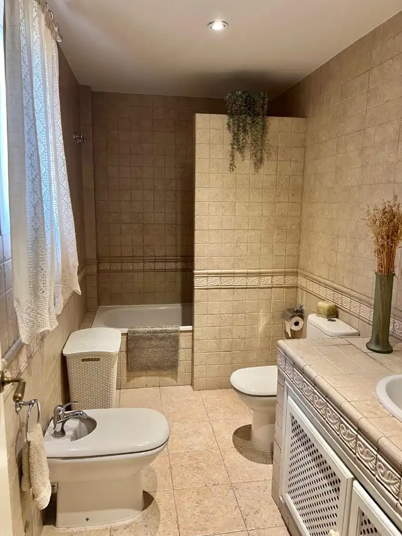 Bathroom of Houses for sale in Lucena