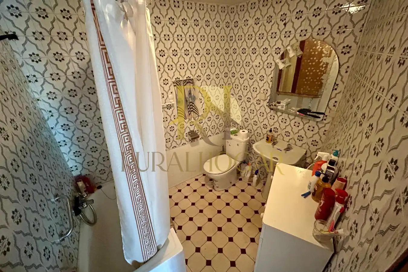 Baño de Casa o chalet en venta en Castrillo de la Valduerna con Balcón