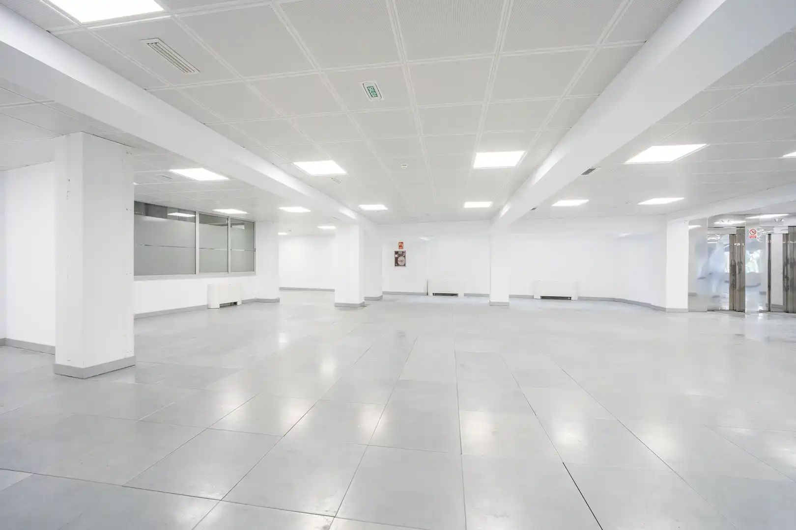 Office for rent in Madrid  with Air Conditioner and Heating