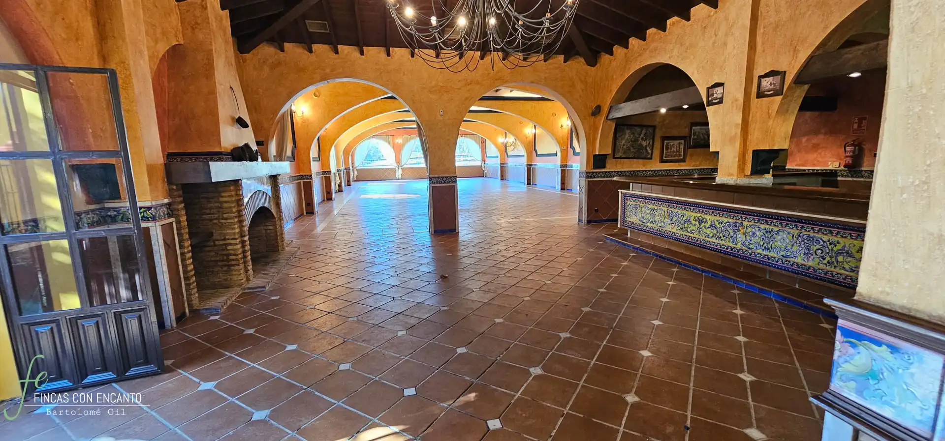 Finca rústica en venda en Morón de la Frontera amb Jardí privat, Terrassa i Piscina