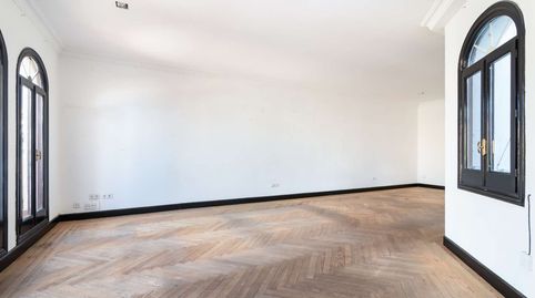 Foto 3 de Piso en venta en Calle de Casado del Alisal, Jerónimos, Madrid Capital