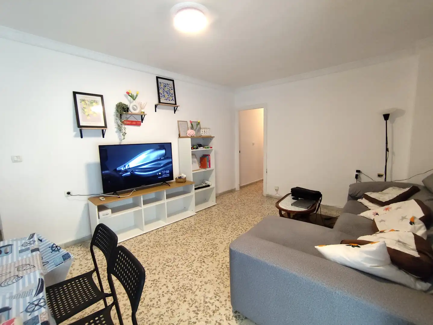 Sala de estar de Piso de alquiler en Sanlúcar de Barrameda con Aire acondicionado, Calefacción y Amueblado