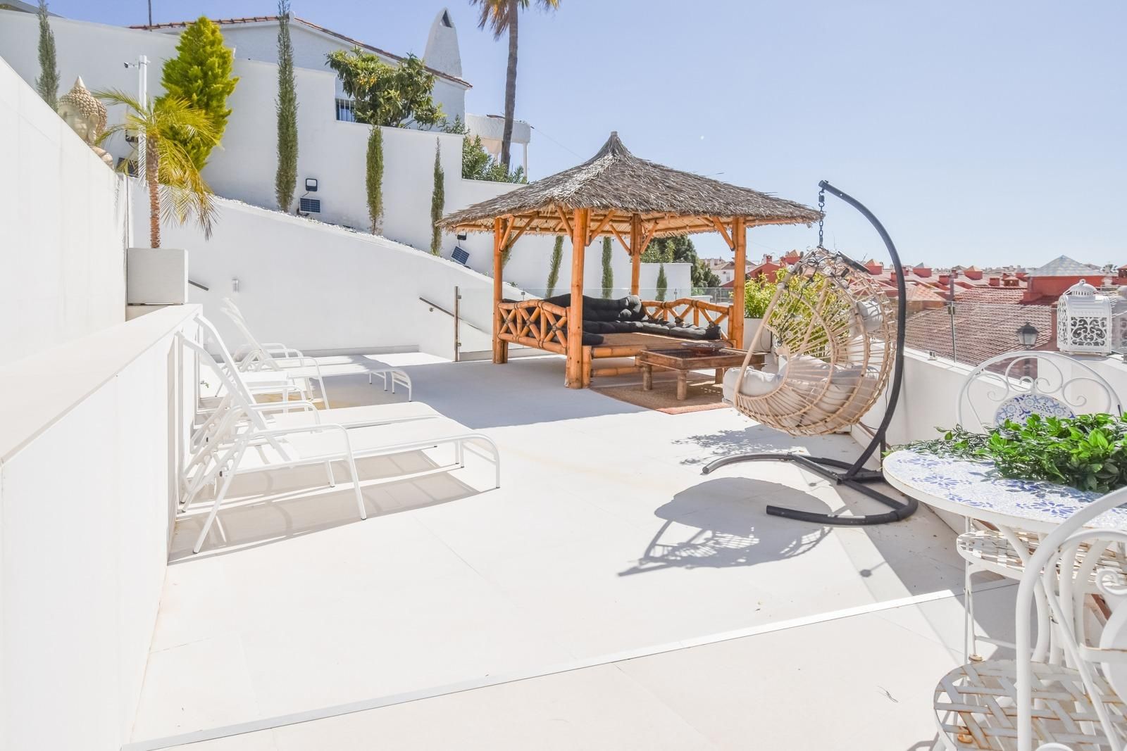 Terrace of House or chalet for sale in Fuengirola  with Air Conditioner, Heating and Terrace